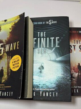 The 5th Wave Series Ricky Yancey